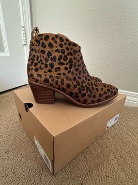 UGG Leopard Print Ankle Booties in Brown